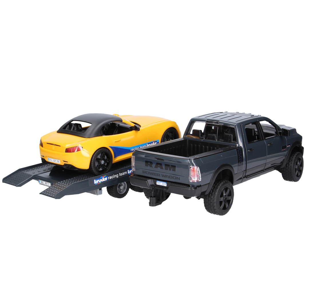 BRUDER 02504 - RAM 2500 Power Wagon cu trailer si masinuta roadster