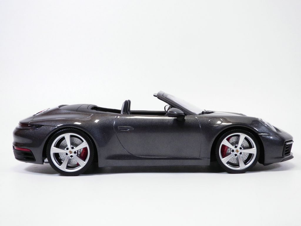 Porsche 911 Carrera 4S Cabriolet 2019 gri metalic 1/504 pcs - 1/18 Minichamps