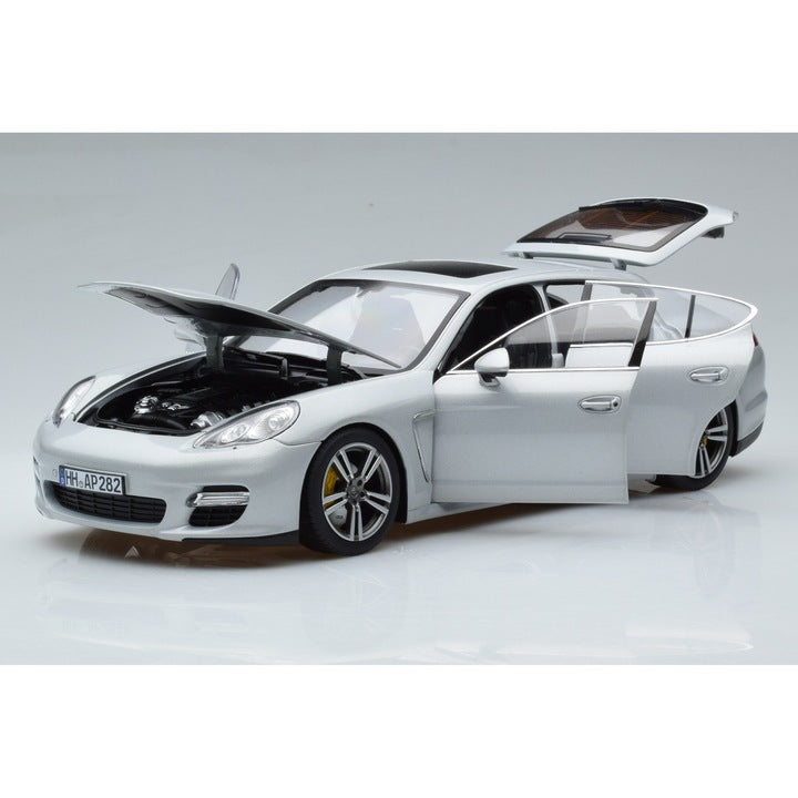 Porsche Panamera Turbo 2009 silver - 1/18 Norev