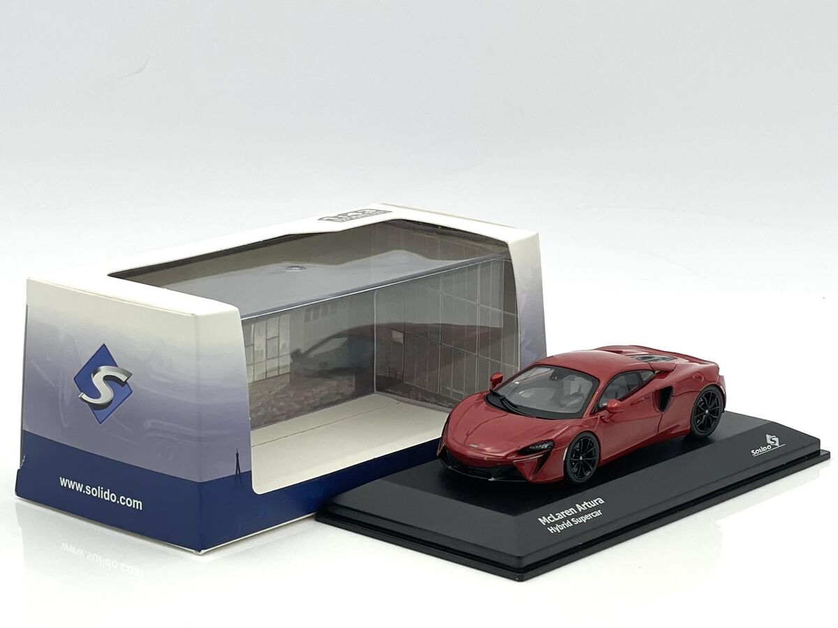 McLaren Artura Hybrid Supercar cu vitrina plexiglass - 1/43 Solido