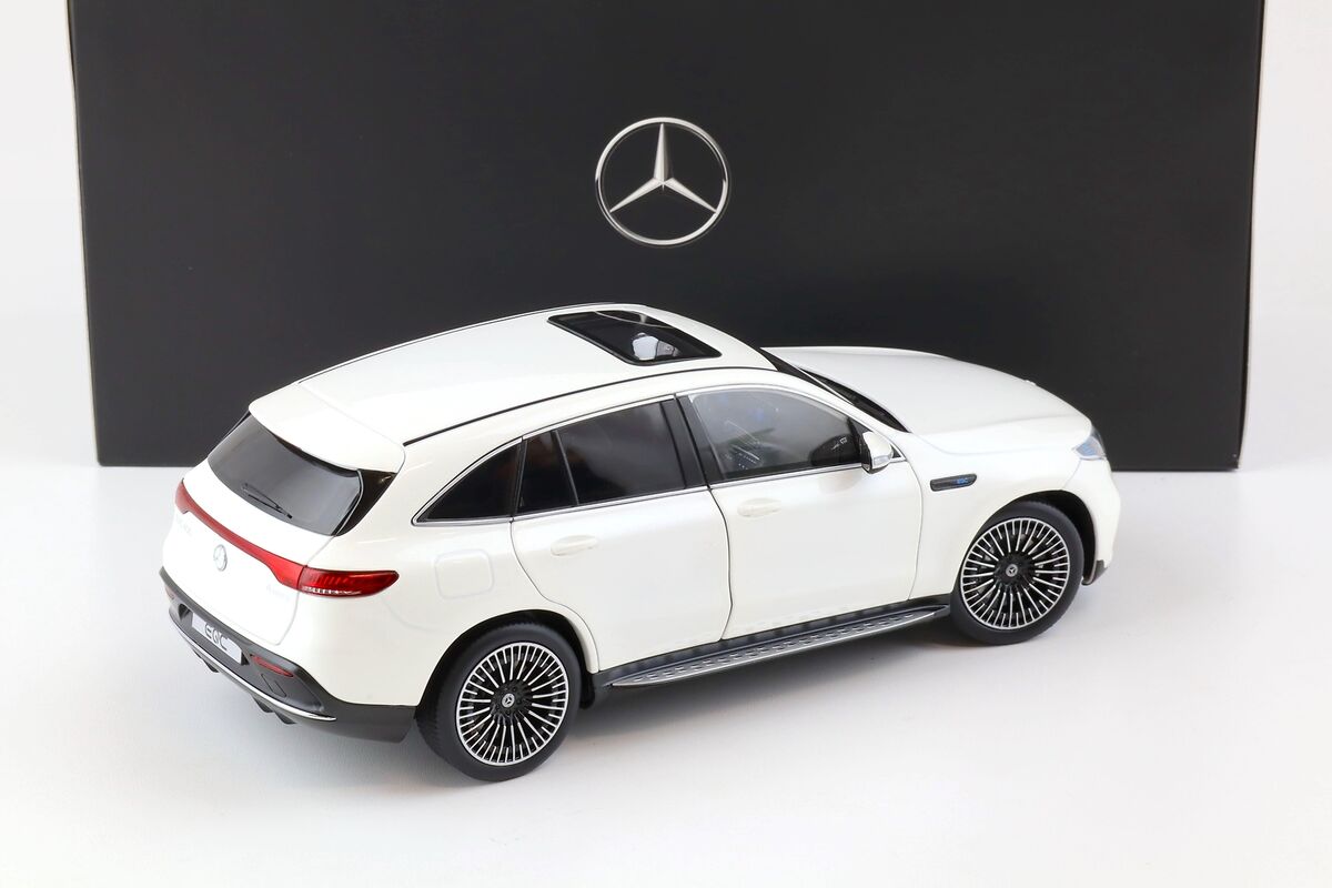 Mercedes EQC diamond white - 1/18 NZG