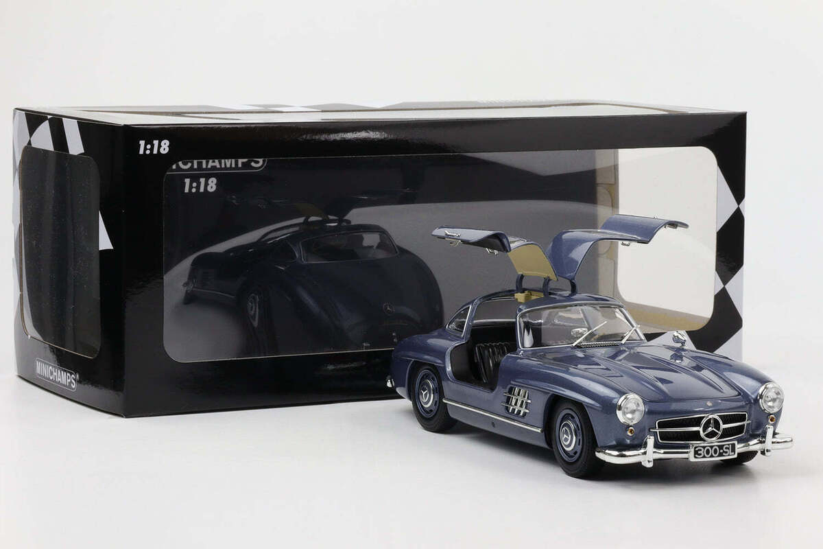 Mercedes-Benz 300 SL W198 1955 light blue metallic 1/450pcs - 1/18 Minichamps