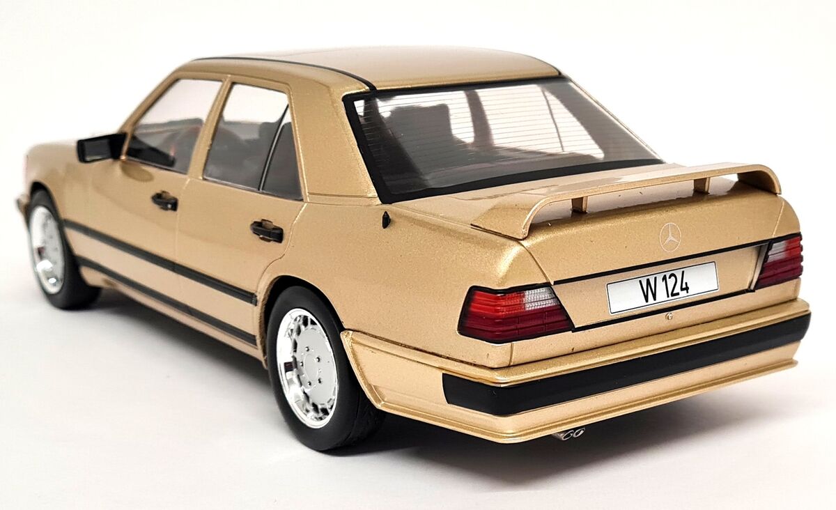 Mercedes-Benz W124 tuning beige - 1/18 Model Car Group