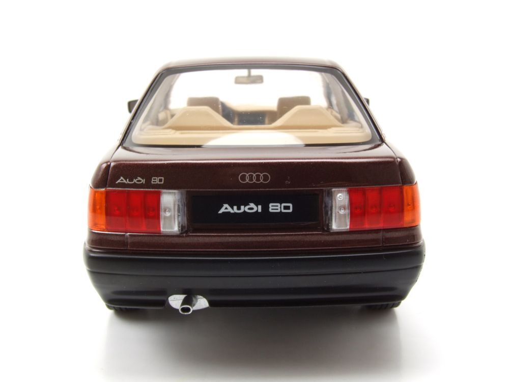 Audi 80 B3 rosu metalic - 1/18 Triple9