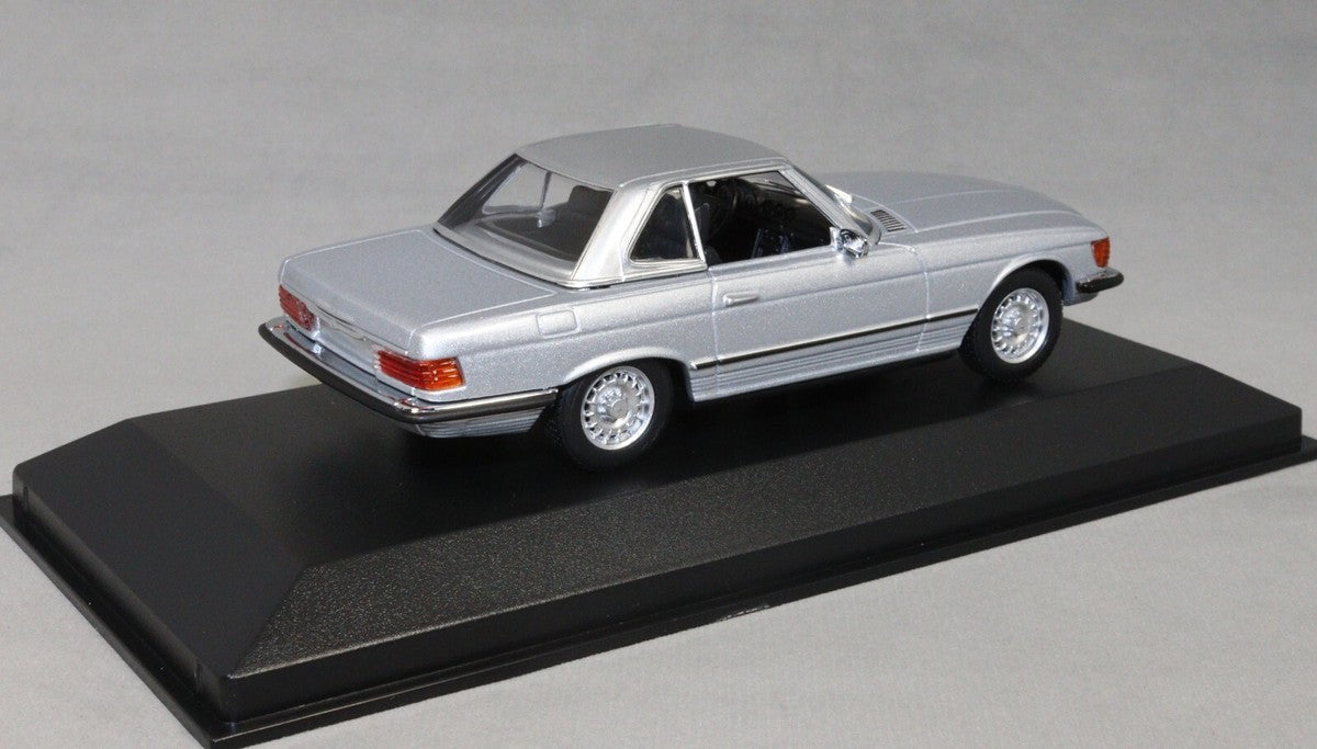 Mercedes-Benz 350 SL Hardtop 1/500pcs cu vitrina plexiglass - 1/43 Minichamps