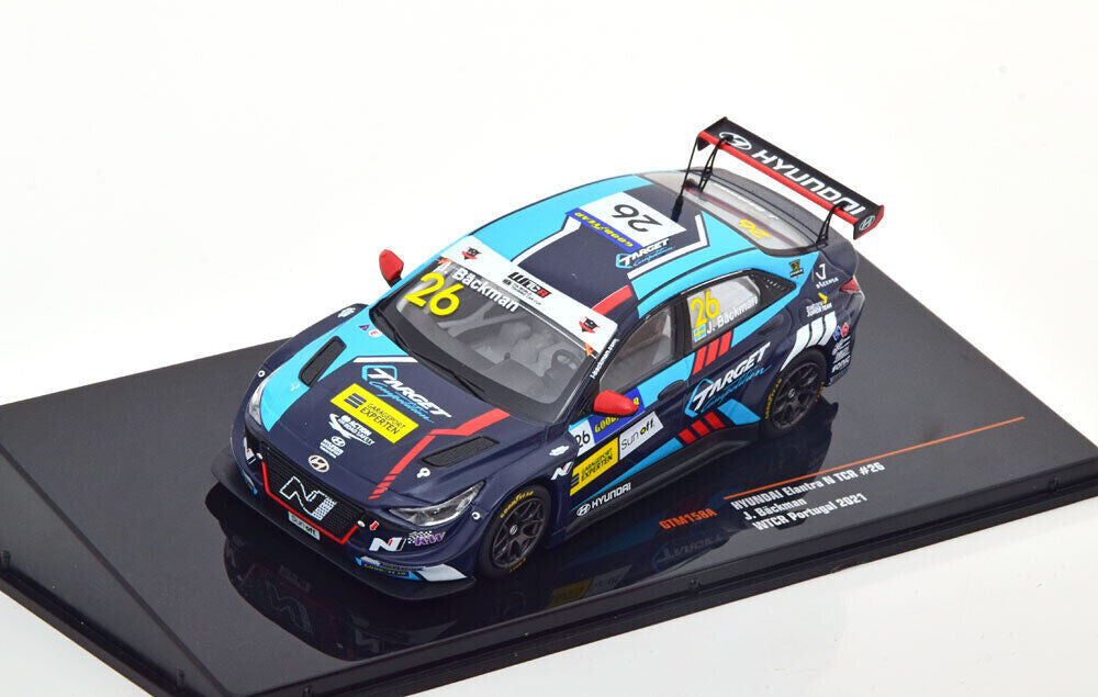 Hyundai Elantra N TCR #26 WTCR Portugal 2021 J. Bäckmann cu vitrina plexiglass - 1/43 Ixo Models