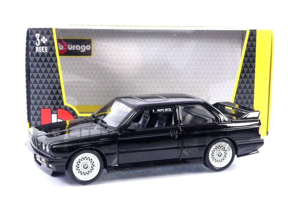 BMW M3 E30 negru - 1/24 Bburago