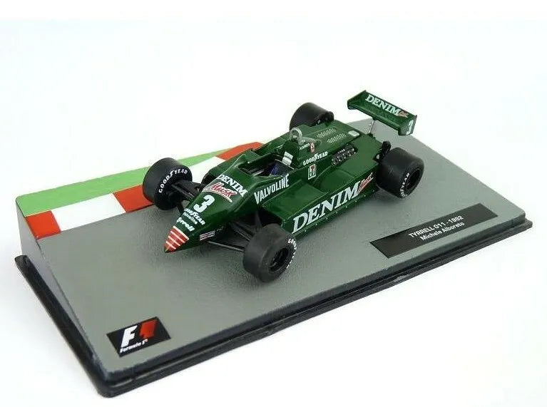 Formula 1 Tyrrell 011 1982 Michele Alboreto cu vitrina plexiglass - 1/43 Altaya