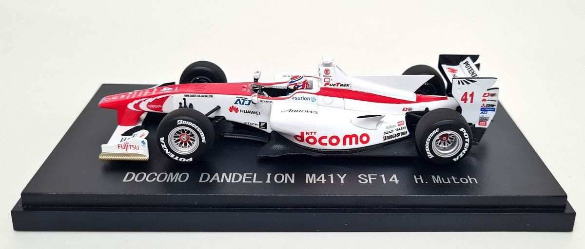 Formula 2014 Docomo Dandelion M41Y SF14 Nr.41 cu vitrina plexiglass - 1/43 Ebbro