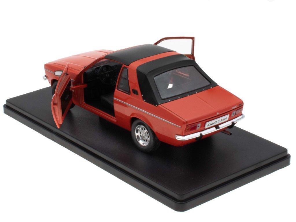 Opel Kadett C Aero 1976 - 1/24 Hachette.