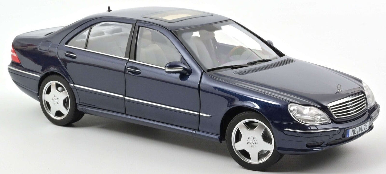 Mercedes-Benz S55 AMG 2000 bleumarin - 1/18 Norev