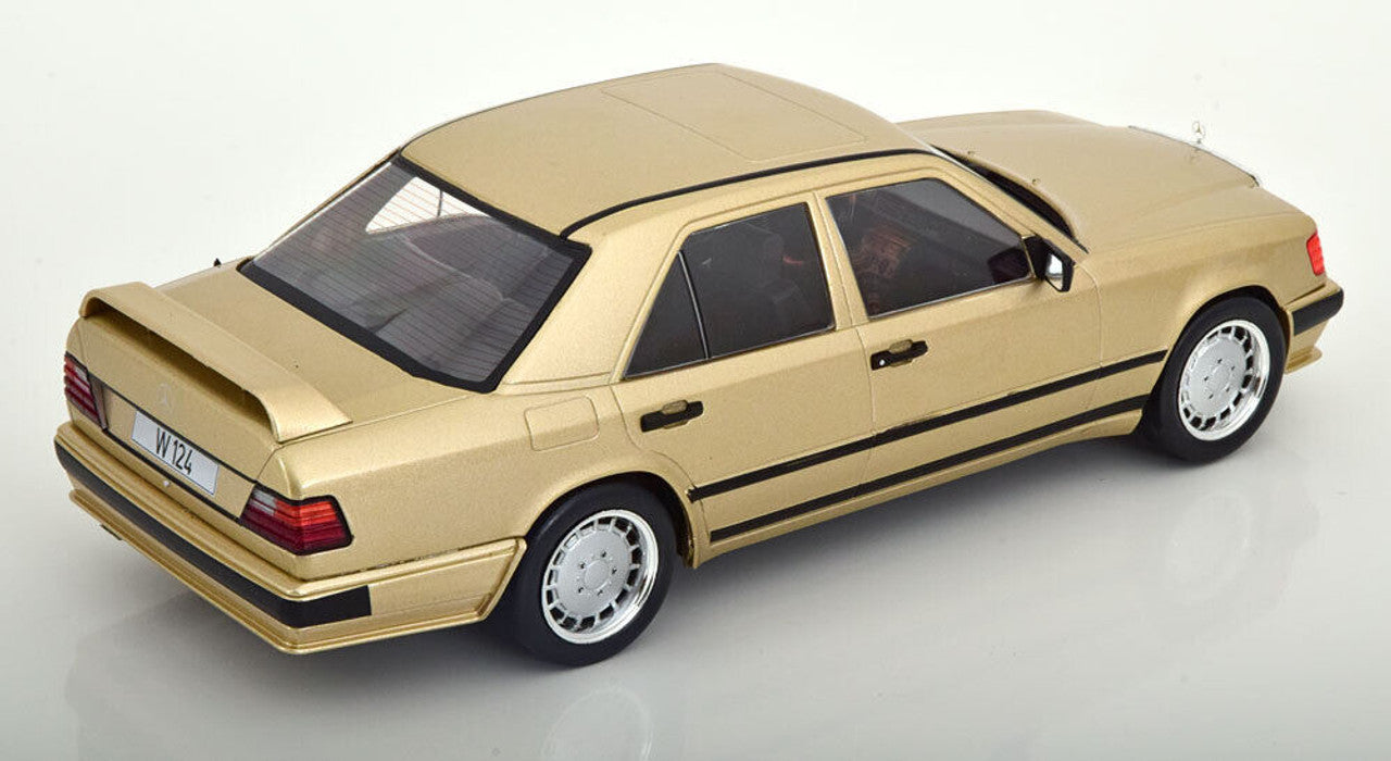 Mercedes-Benz W124 tuning beige - 1/18 Model Car Group