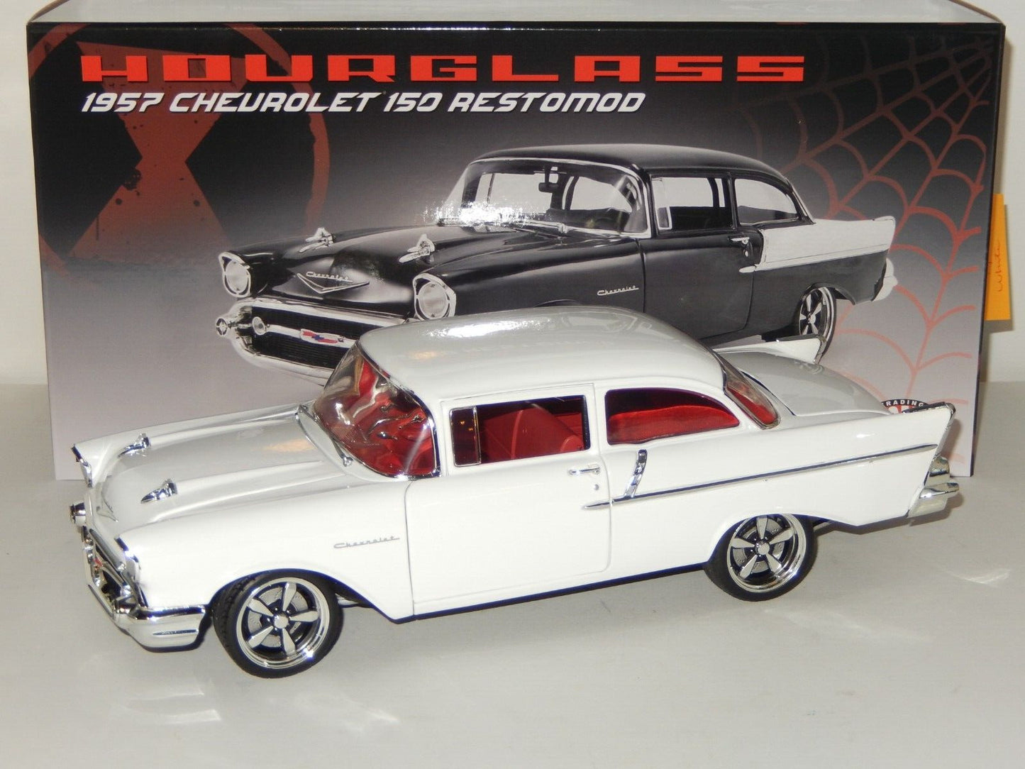 Chevrolet 150 Restomod 1957 Hourglass alb - 1/18 ACME