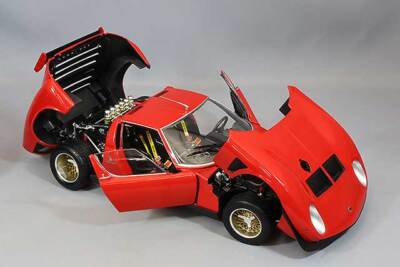 Lamborghini Miura SVR rosu/negru - 1/18 Kyosho