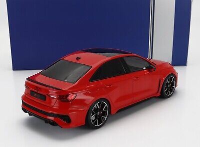 Audi RS3 Limousine 2022 (rosu) - 1/18 Ixo Models