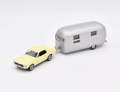 Ford Mustang 1968 galben si rulota - 1/43 Norev