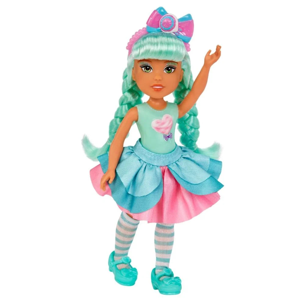 Papusa Dream Bella Candy Little Princess - BELLA (14cm)