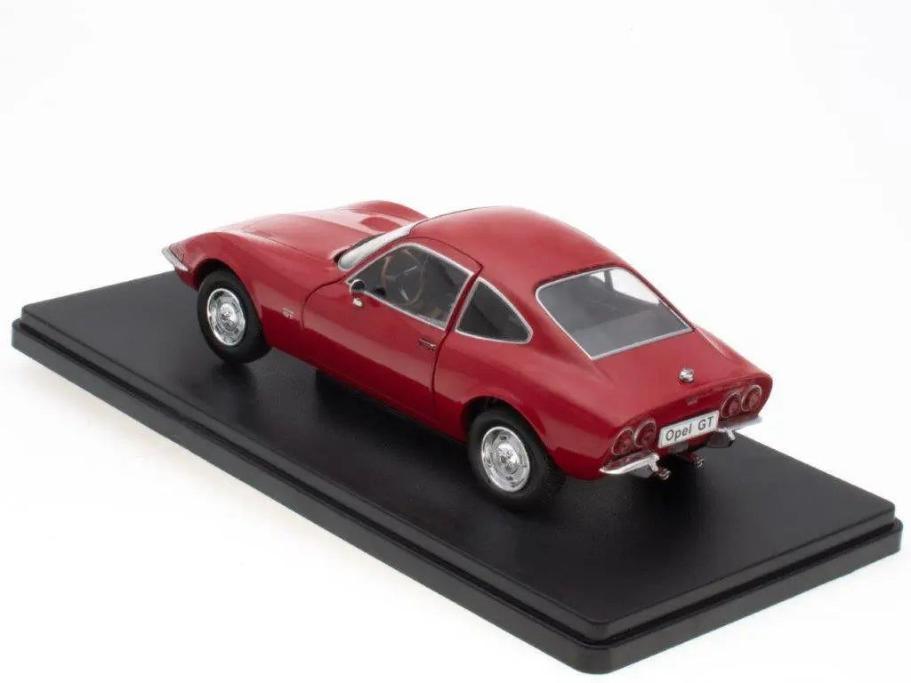 Opel GT 1900 Baujahr 1968 - 1/24 Hachette.
