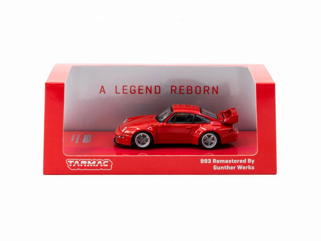 Porsche 993 remastered by gunther werks rosu cu vitrina plexiglass - 1/64 Tarmac