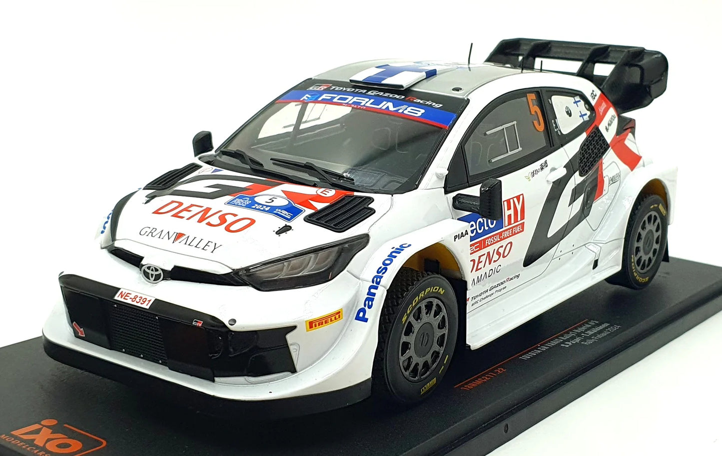 Toyota GR Yaris Rally1 Hybrid #5 Rally Finland 2024 - 1/18 Ixo Models