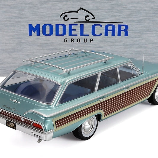 Ford Country Squire light blue - 1/18 Model Car Group