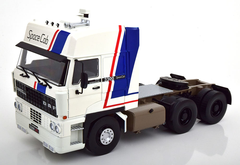 Camion DAF 3300 SpaceCab 1982 - 1/18 ROAD KINGS