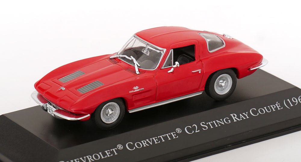 Chevrolet Corvette C2 Sting Ray Coupe 1963 cu vitrina plexiglass - 1/43 Altaya
