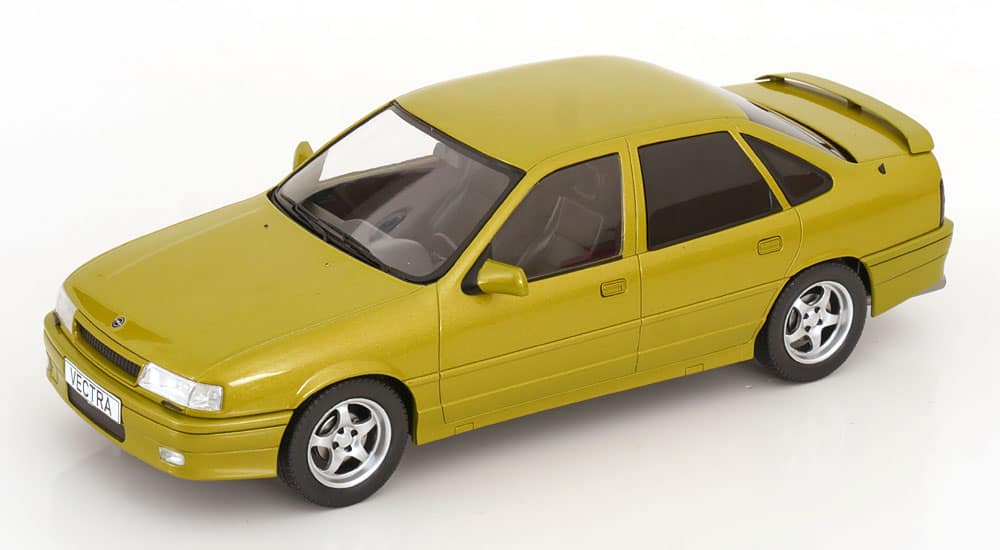 Opel Vectra A 2000 1990 galben - 1/18 Model Car Group