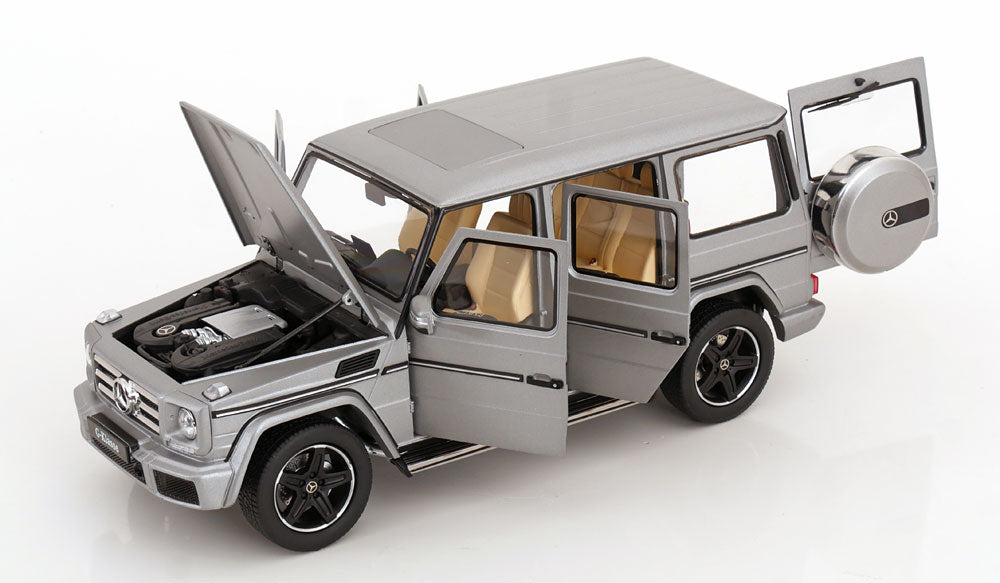 Mercedes-Benz G-Klasse gri mat - 1/18 IScale