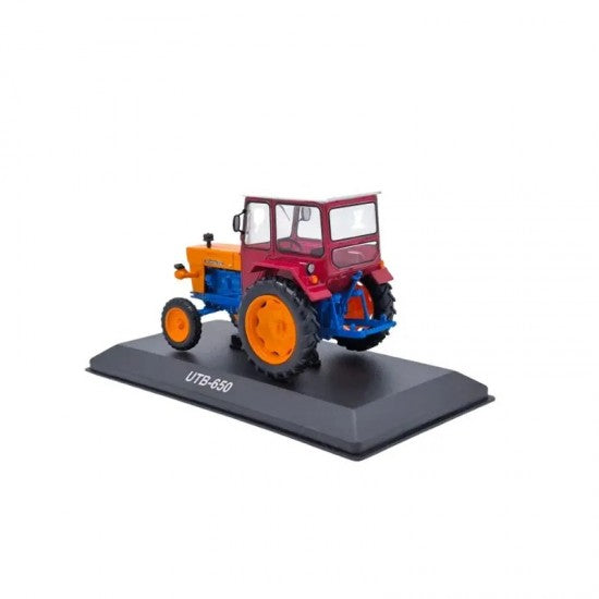 Tractor UTB-650 - 1/43 Hachette