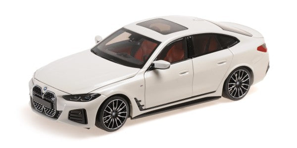 BMW i4 M50 2022 alb - 1/18 Minichamps