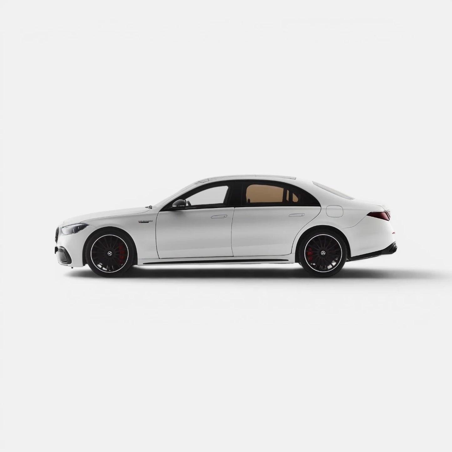 Mercedes AMG C63 S E Performance alb - 1/18 NZG