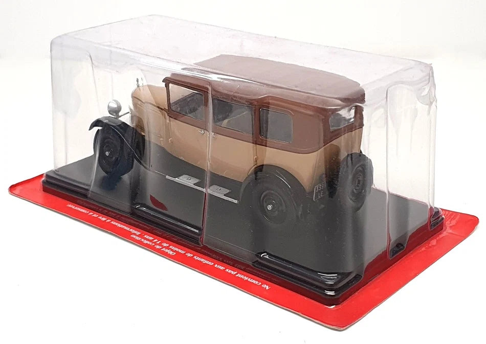 Citroen C4 Limousine - 1/24 Edicola