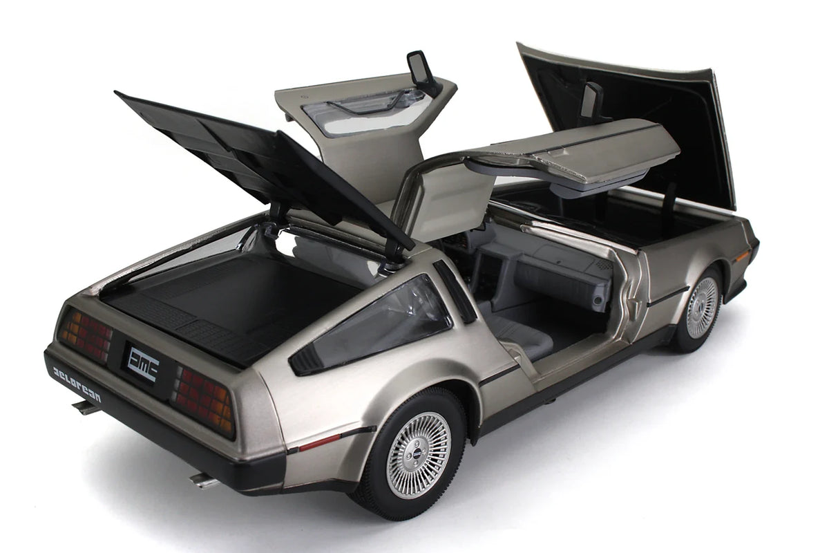 DeLorean 1981 DMC 12 Coupe stainless steel - 1/18 Sun Star