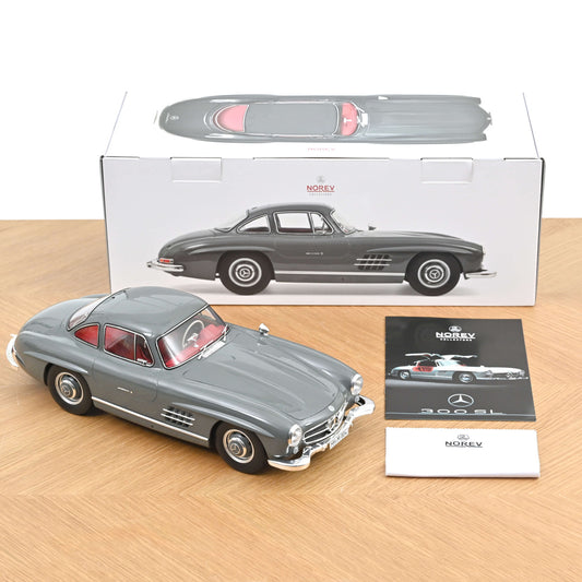 Mercedes-Benz 300 SL 1954 gri Nr. 059/500pcs - 1/12 Norev
