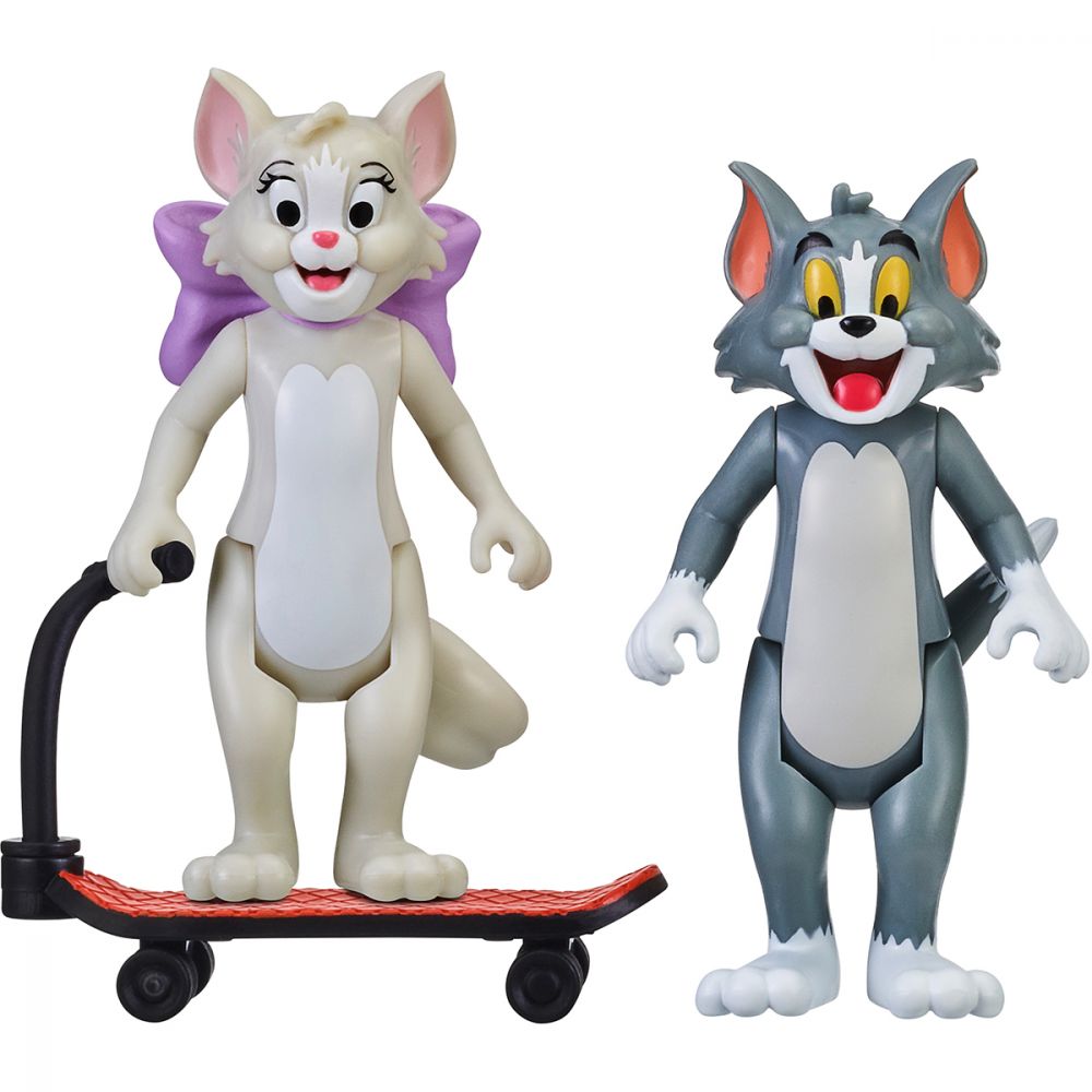 Set 2 figurine Tom cu skateboard si Toots 8 cm