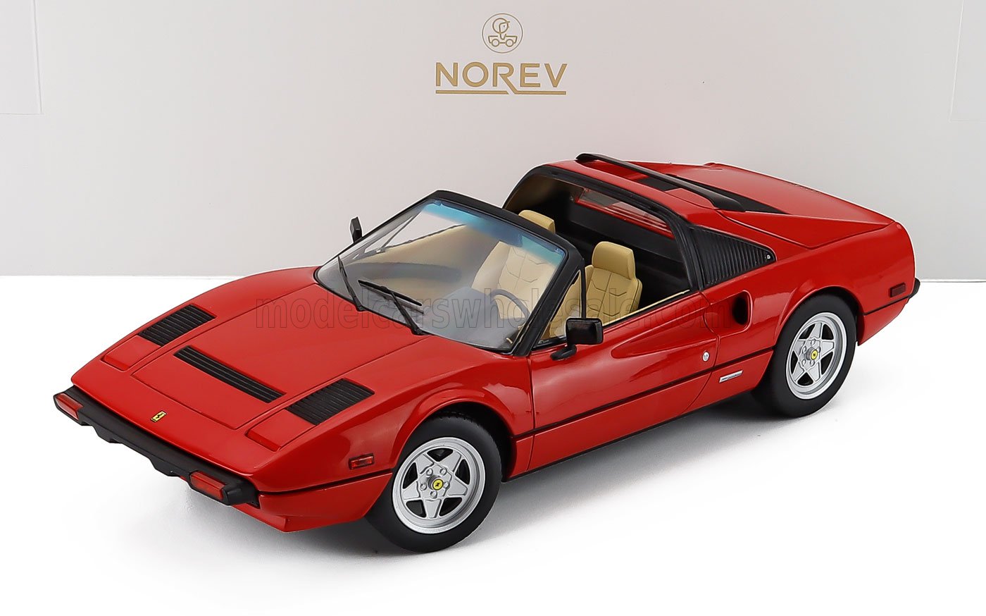Ferrari 308 GTS 1982 rosu - 1/18 Norev