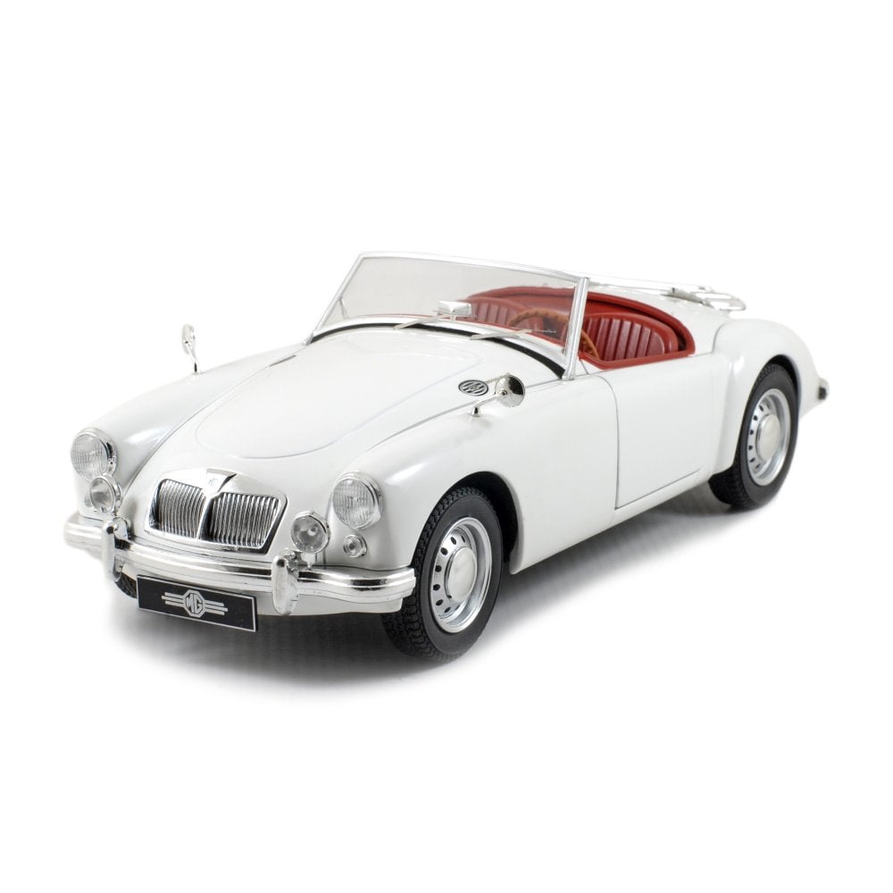 MGA MKII A 1600 Open 1961 - 1/18 Triple9 Collection