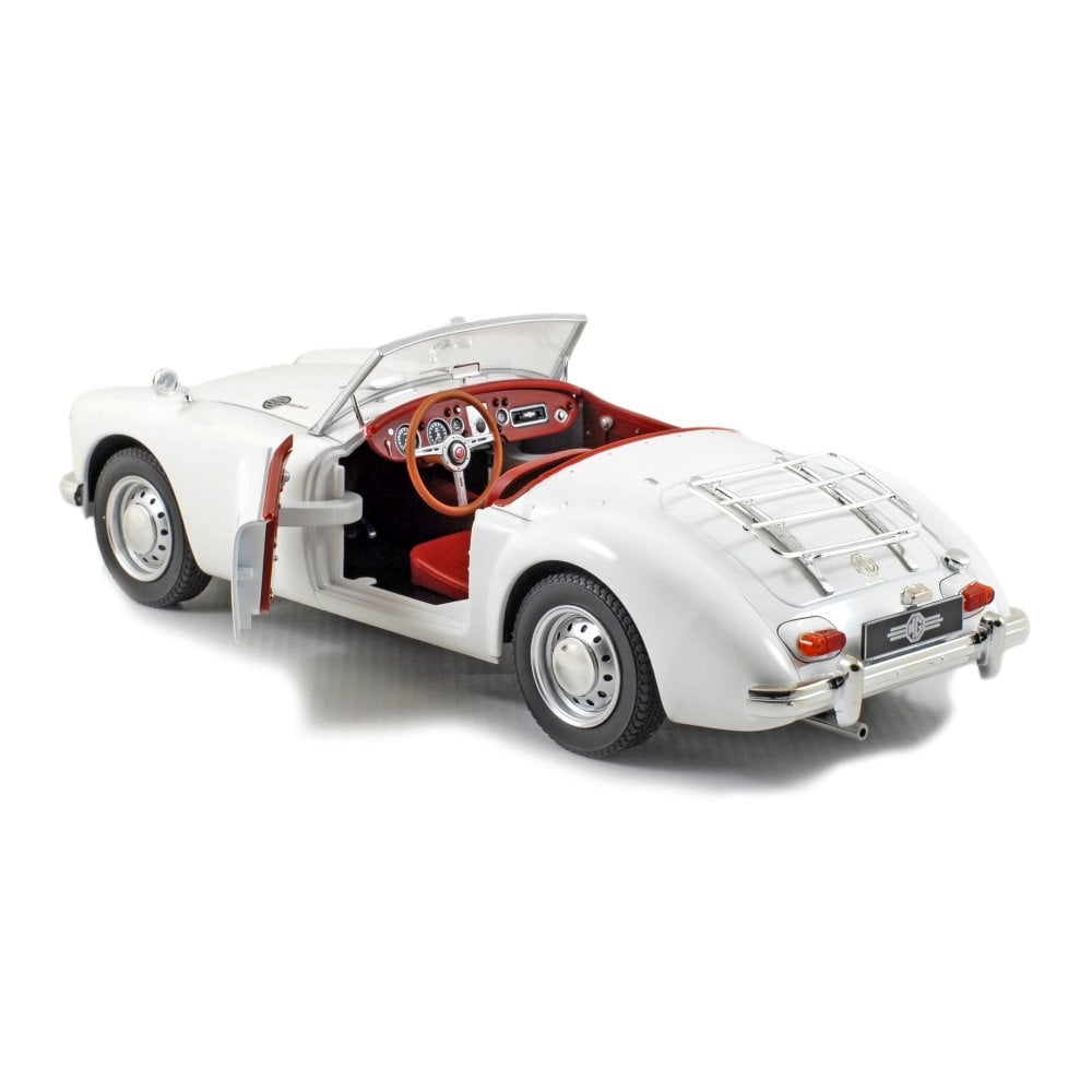 MGA MKII A 1600 Open 1961 - 1/18 Triple9 Collection