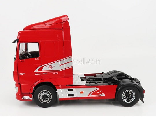 Camion DAF  XF Space 2018 - 1/18 Premium ClassiXXs by Ixo Models