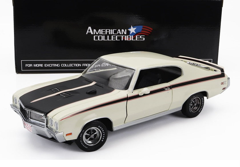 Buick GSX 1970 apollo white - 1/18 Sun Star