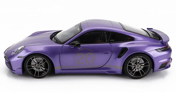 Porsche 911 Turbo S Coupe Sport Design 2021  mov - 1/18 Minichamps