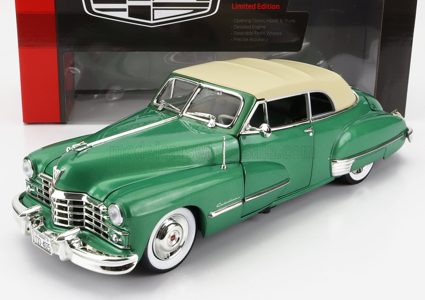 Cadillac Series 62 soft top 1947 - 1/18 Auto World