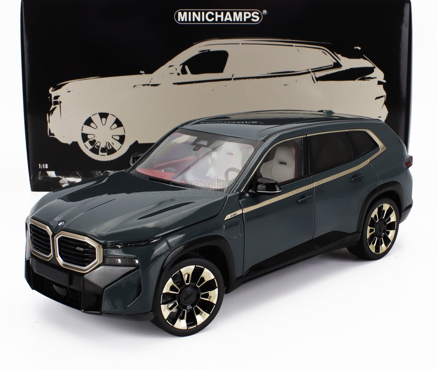 BMW XM 2023 green metallic - 1/18 Minichamps