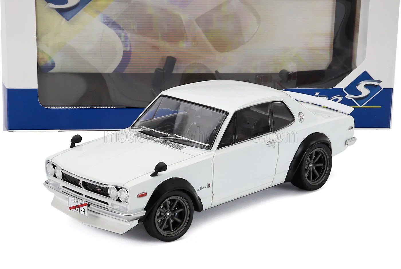 Nissan Skyline C10 Hakosuka Solido Works alb 1970 - 1/18 Solido