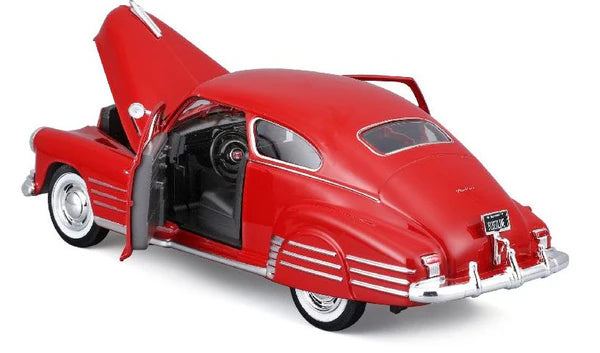 Chevrolet Fleetline Aerosedan 1948 rosu - 1/25 Maisto