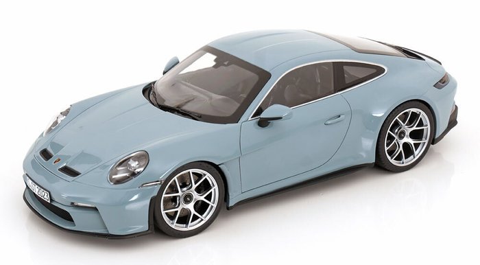 Porsche 911 (992) S/T 2023 Meissen blue - 1/12 Norev