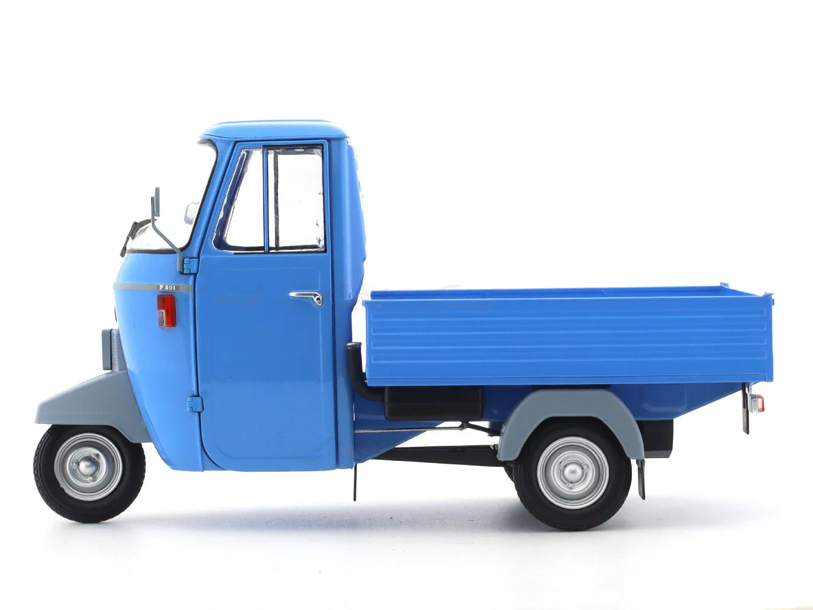 Piaggio Ape P501 Year 1979 albastra cu vitrina plexiglass - 1/18 Mitica