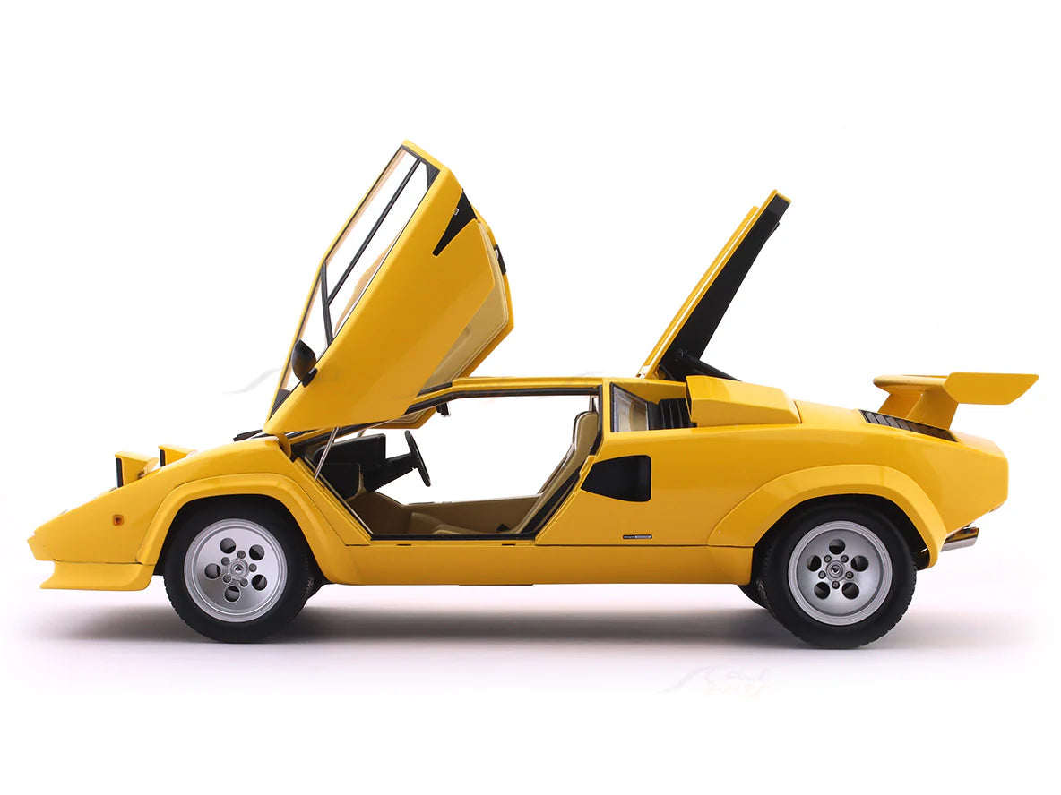 Lamborghini Countach LP 5000 S QV 1985 galben - 1/12 KK-Scale