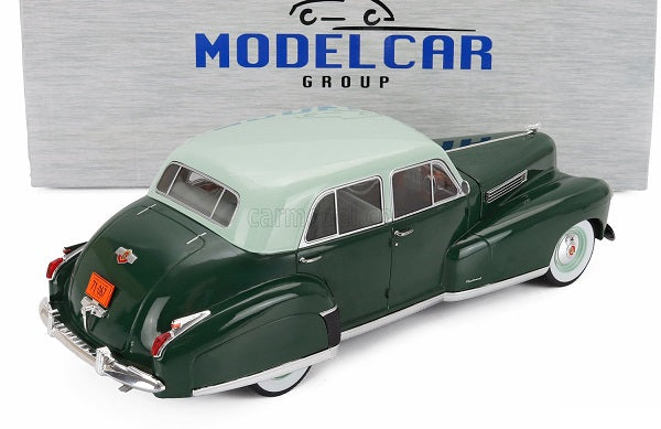 Cadillac Fleetwood Series 60 Special Sedan Green - 1/18 Model Car Group